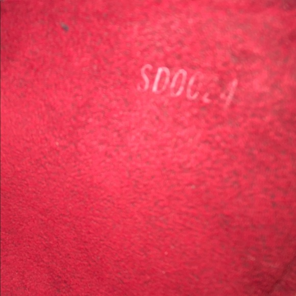 ❌❌SOLD❌❌ Louis Vuitton multi colour pochette. - Picture 9 of 9